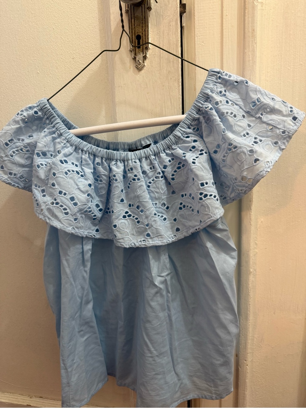 Casual top, new without tag - Picture 3 of 3